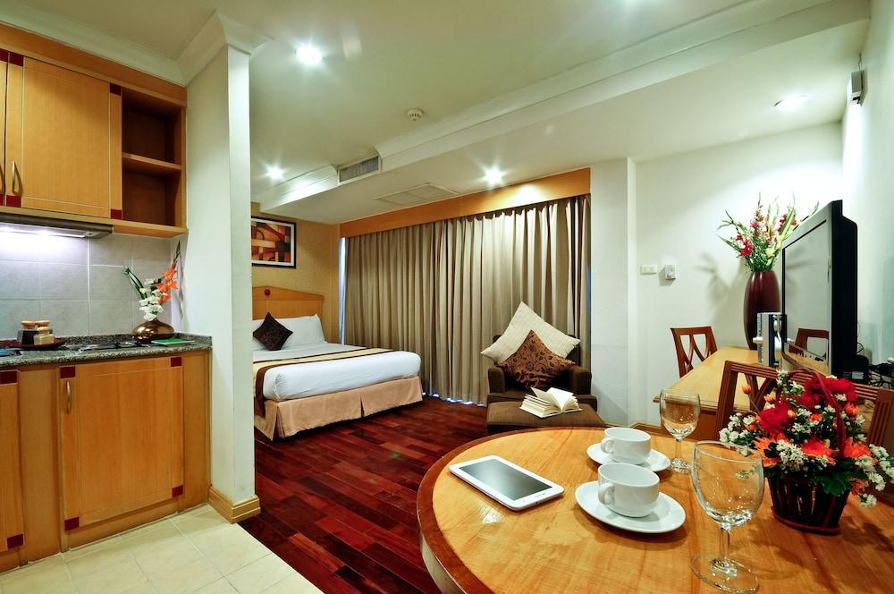 Admiral Suites Bangkok Eksteriør bilde